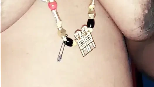 Hintli Güney Hintli evli kadın kocası yarak yalıyor domaltmalı Hint tarzı seks orijinal ev videosu