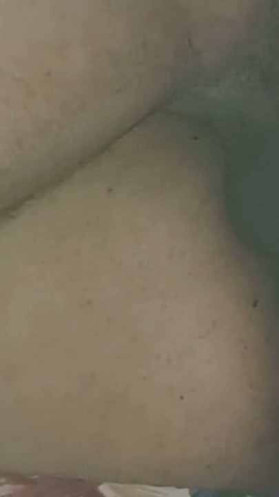 Desi Bhabhi wordt goed geneukt door haar buurman (Indische milf) | Clip 2