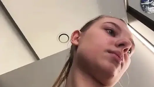 Jucielussie Hot playing in the fitting room