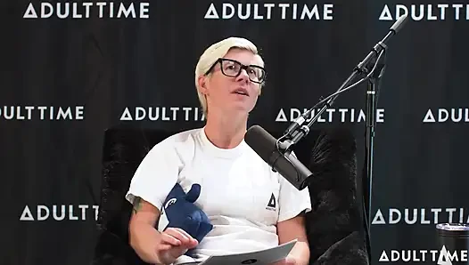 Cami Strella bir kült hayatta kalmak, tiktok şöhreti ve tek eşlilik dışı | Adult Time Podcast