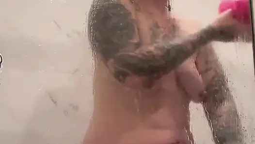 Duş, parmaklama, dildo ve fışkırtma