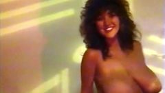 Retro 80er, Britin, Strip-Tanz mit dicken Titten