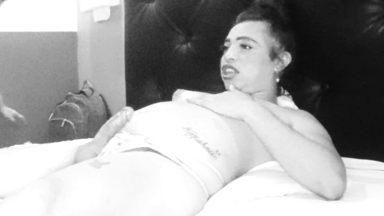 My sister's boyfriend likes to suck trans cock when we are alone