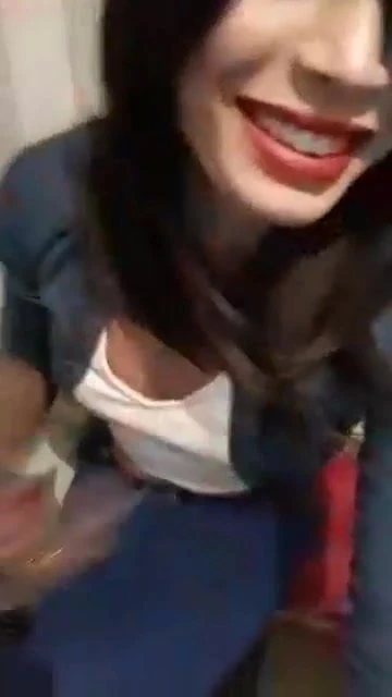 Lanka ladyboy Shenaya Lorance