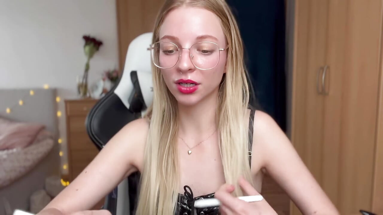 تعيين معالج Asmr Femdom