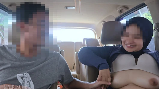 Asian Hijab Fitness Girl Doing Blowjob to Drink Cum For Boost Her Stamina In The Car - Minokiiko