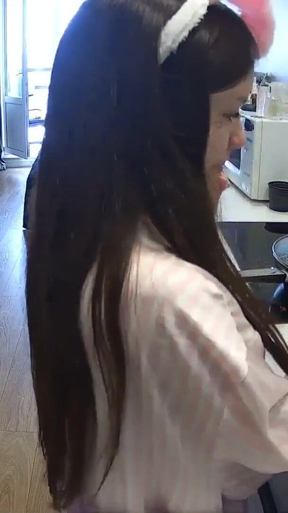 LUUV. The sexy Grossy cooks dinner topless on home camera | Clip 1