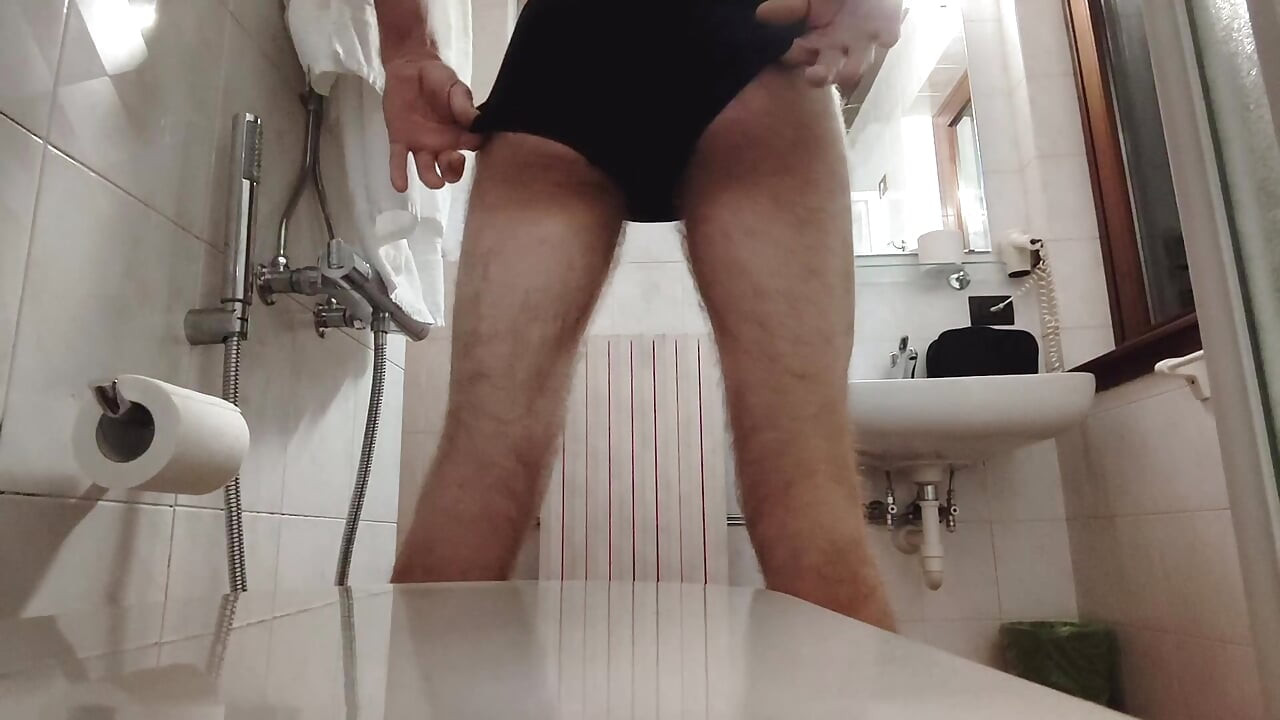 Sucking and ride big dildo