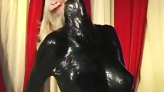 Fetish Women Fuck Their Pussies