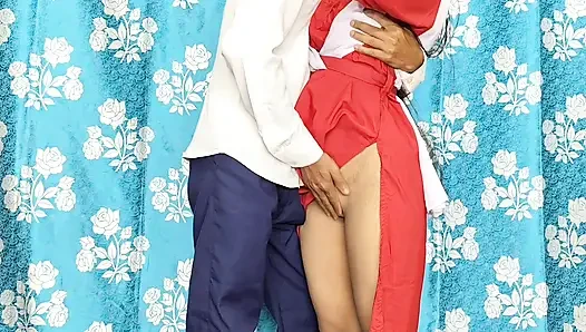 Ngentot memek sempit rad siswi india dengan seragam