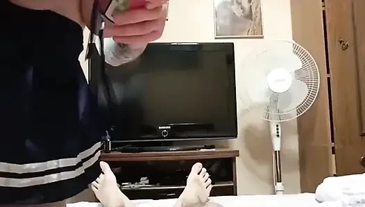 Videoyu izlerken üvey kız kardeşimi sikiyorum