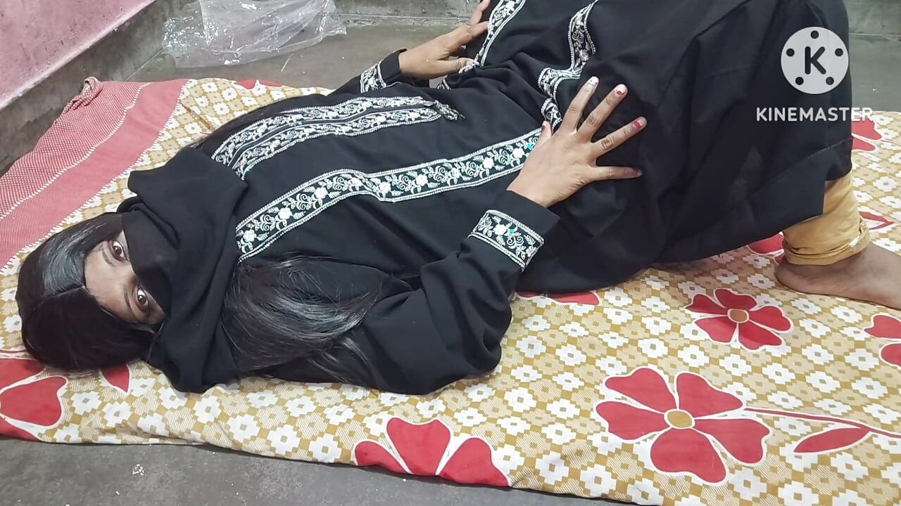 Indian desi village girl tight pussy outdoor xxx video , desi village hot girl sex