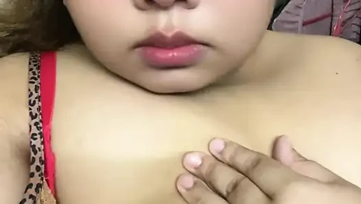 My Filipina stepsister took off her hijab and made this video for me on her phone.