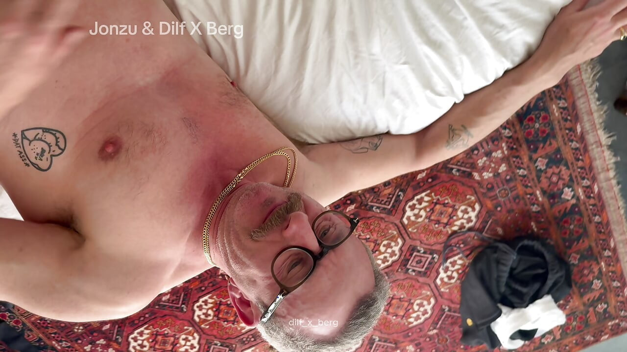 Berlin Underground Hookup - From Subway to Bedroom