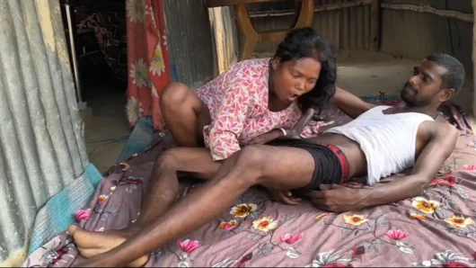 Desi pados ki bhabhi ki land Chus aaya aur gand Mari hardcore sex fouking