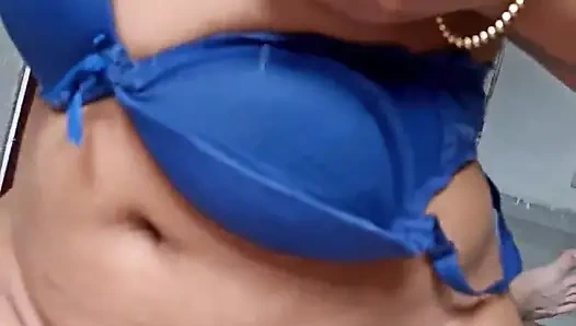 Rutinden çekiliyorum ve üvey kardeşimin evine bir getiriyorum