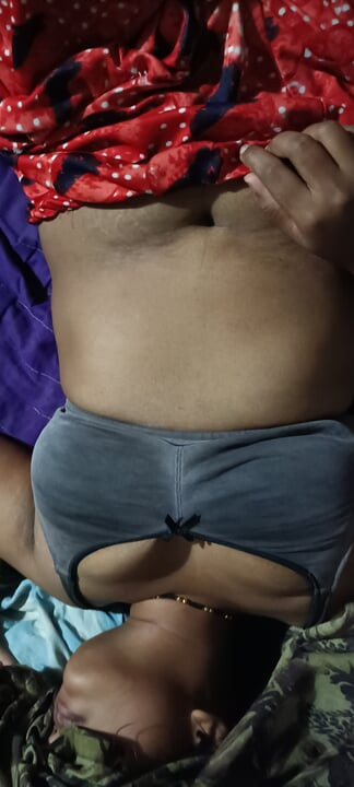 Aas baszás 18+ lány öreg desi igazi kinti szex queen4desi