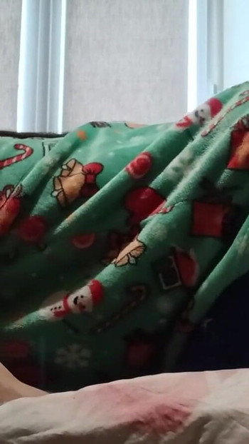 I love sniffing and licking older women's pussies | Clip 1