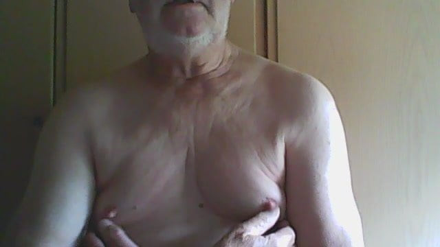 nippleplay