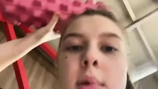 Bbw sexy mädchen jucielussie training im fitnessstudio