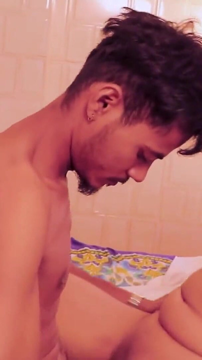 Sesso romantico e violento con una ragazza indiana bengalese! Nuovo sesso con la moglie | Clip 2