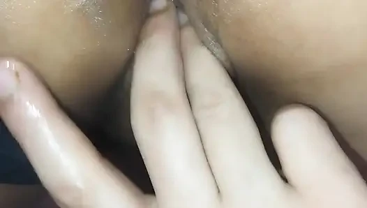 Sali Vena ko xada guff Vena huda hudai kina boyfriend rakhne gare "mero sali le vneko" ( Sali ko farting pussy)