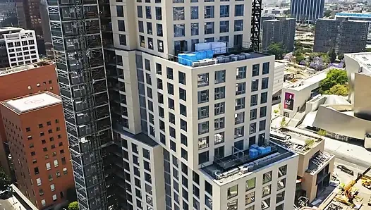 Büyük Memeli Doktor Baştan Çıkarma Ve Vahşi Yatak Odası Sikişi