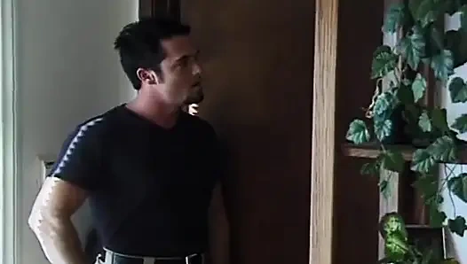 Video bocor cewek sange ini lagi asik nyepong kontol sampai dicrot di dalam - closeup