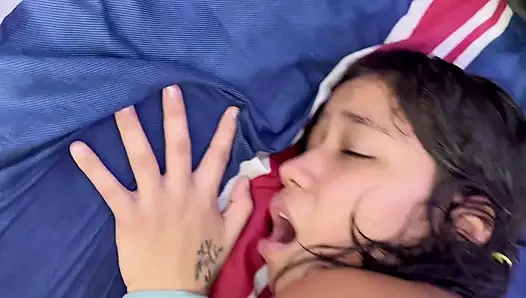 I give my young stepsister a nice fuck in exchange for giving her money