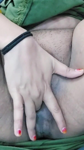 The maid put the broom in the, the itchy sweets of the | Clip 1