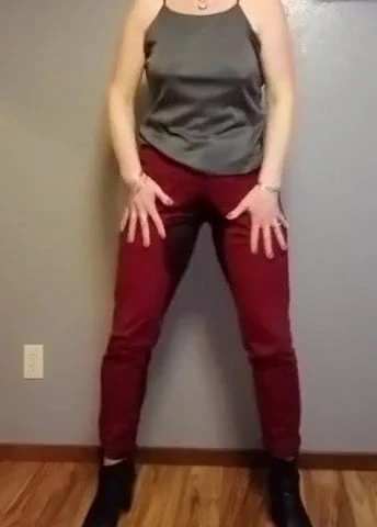 Hot Milf Pisses in Red Work Pants