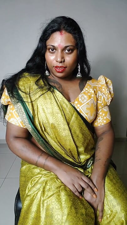 Thevudiya Mamiyar Ilaria Teaching Her Marumagal How to Be a Proper Slut
