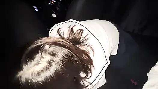 Gadis jepang 18 tahun dengan seragam seks di dalam mobil di malam hari! Creampie mentah yang intens & menjerit.