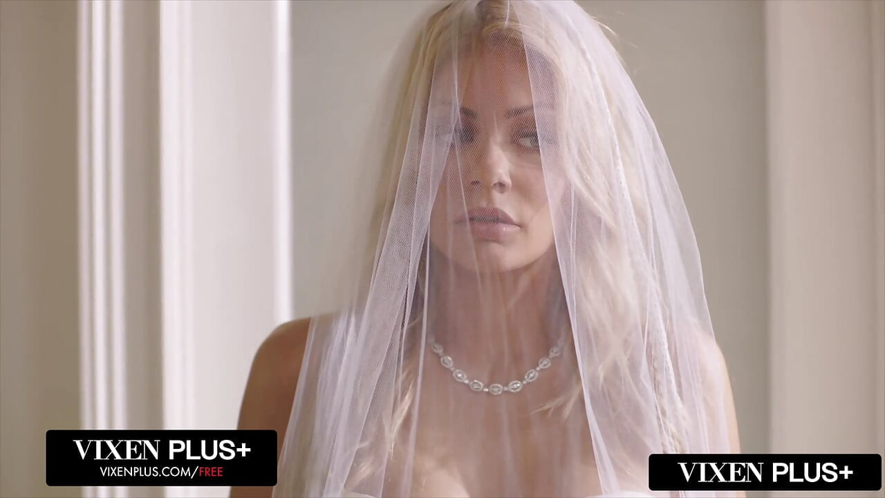 VIXENRILL первый большой черный член для блондинки Riley Steele