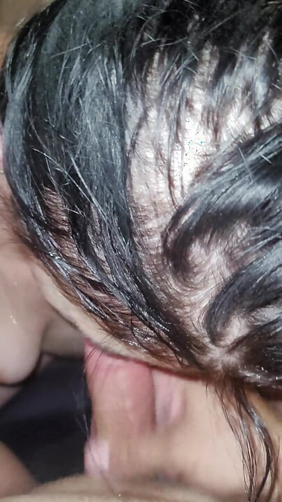 Awek hitam amatur membuat blowjob untuk ayah dalam thoart kongkek muka