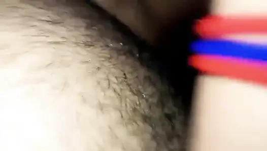 Üvey erkek kardeşim götümü sikiyor