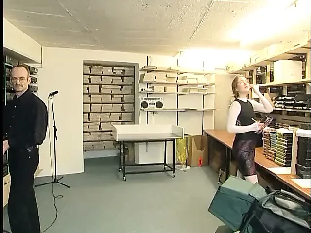 Blonde honey sucking cock like pro
