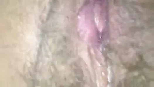 New Zealand slut hairy pussy