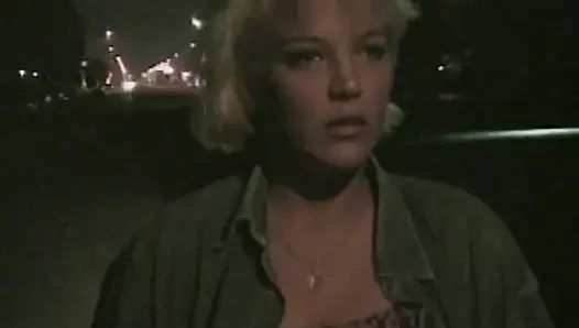 Versaute Taxifahrt: Heiße Abenteuer mit blonder Schönheit