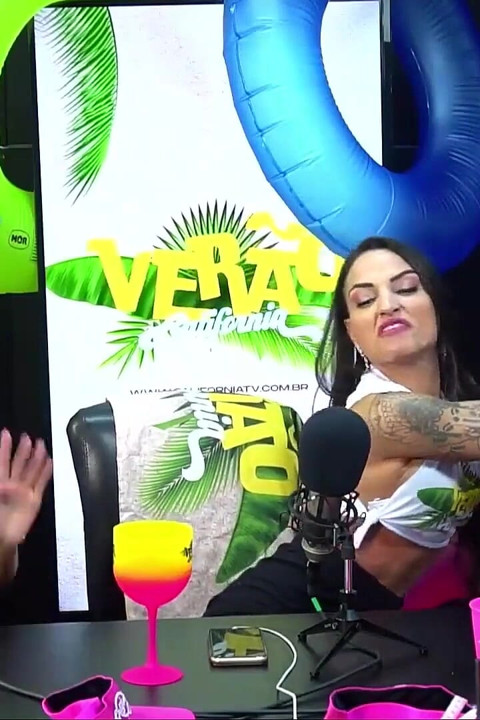Pagode Da Ofensa - Ep. Summer California: Agnes, Clara Wellen and Monique Bertolini