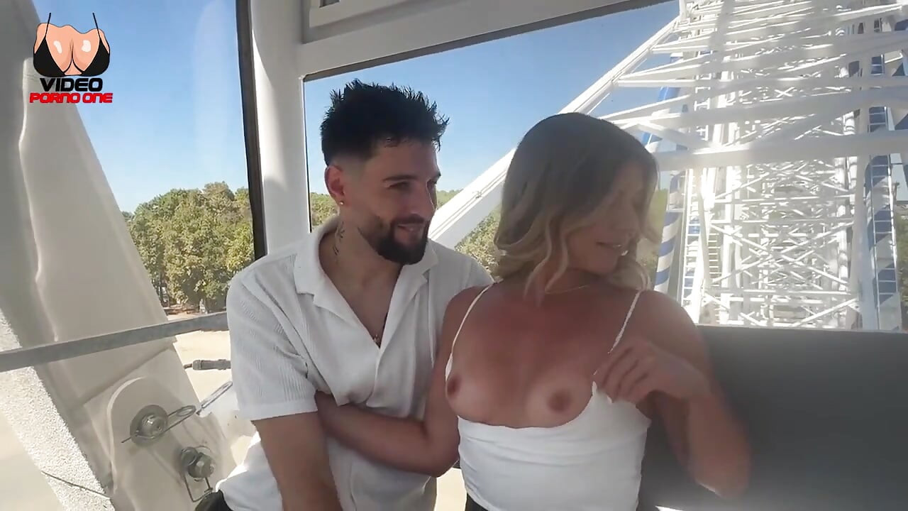 She Sucks Me in the Ferris Wheel, I Take Her Home to Fuck Her Properly!
