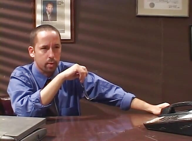 Το αφεντικό μου κι εγώ γαμιόμαστε κρυφά