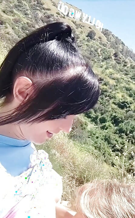 景色很棒，但我的女孩更好