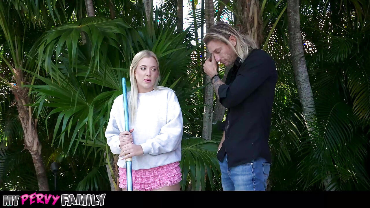 MyPervyFamily - Stepdad Can't Stop Gooning Over Teen's Perfect Ass - Lola Cheeks