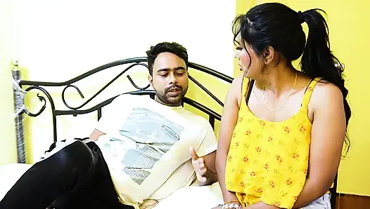 SEKSI YAKıŞıKLı DESI ERKEKLER SEKSI KıZıFREIND ILE ZAR ZOR SIKILIYOR, SERT HINTLI SEKS