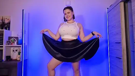 Curvy College Girl Haul Plaid, Drawstring and Black Mini Skirts Fit Check