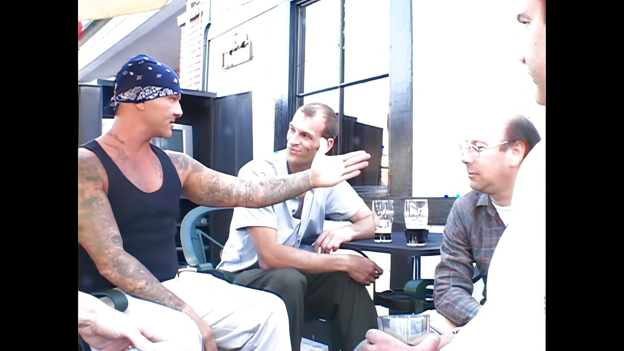 Audrey Hollander: Double Pénétration Sauvage Pour Ma Petite Chatte