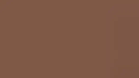 Yüksek sesle inliyor. Daha fazla dayanamayana kadar götünden sert bir şekilde istedi.