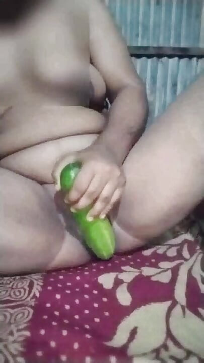 wieś bhabi masterbation Brinjal orgazm seksualny