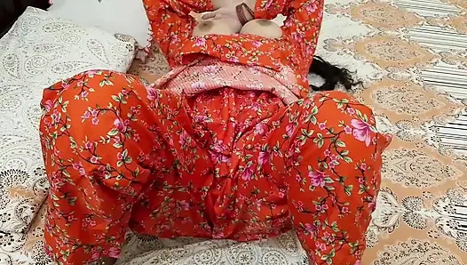 Моя горячая жена ждала меня, потому что я пришел домой поздно